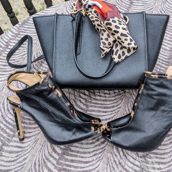 SOLD  Ann Taylor peep toes, black/tortoiseshell - Picture 10 of 13